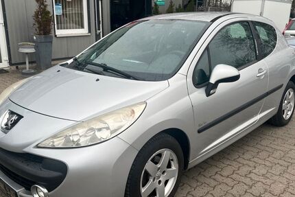 Peugeot 207 225.000 km 1.249 &euro; Itzehoe 25524