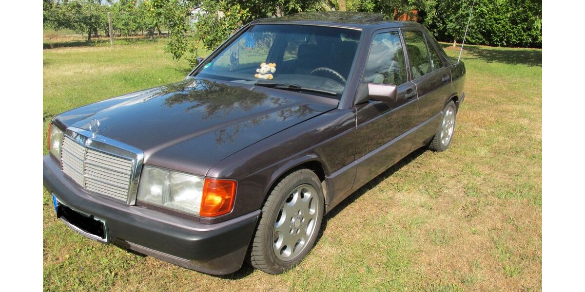Mercedes-Benz 190 286.000 km 3.500 &euro; Esslingen 73734