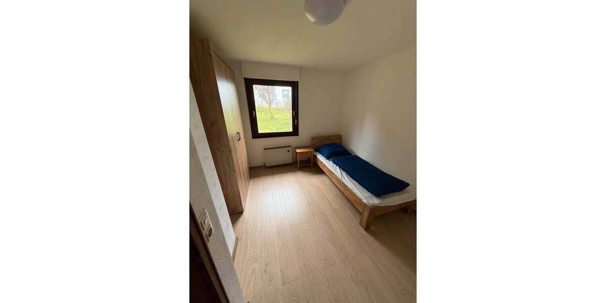 Einfamilienhaus Deggendorf - 6 Zimmer, 180 m&sup2;, 1.600&euro; | Angebot:26408408