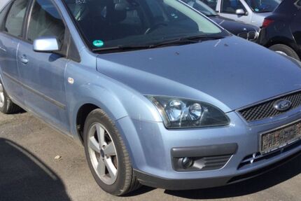 Ford Focus 233.000 km 1.899 € Bad Kreuznach 55543