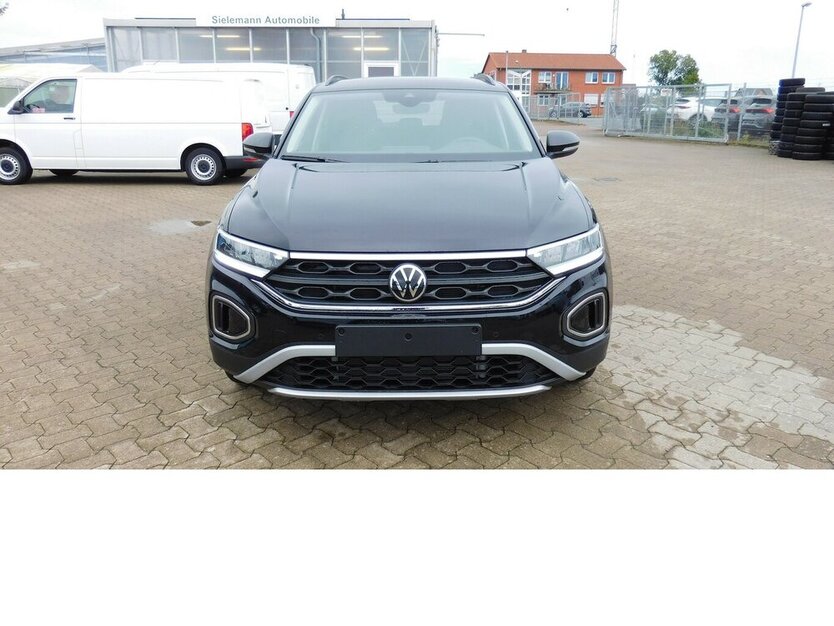 VW T-Roc 1.0 Life TSI BMT Navi Klima Alu 3.100 km 23.990 € Vordorf 38533