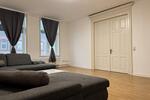 Altbauwohnung mit 4 Zimmern in der Innenstadt - Wg geiegnet 4 zimmer