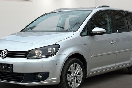 VW Touran 264.740 km 3.999 &euro; Berlin 12681