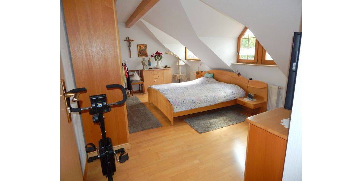 Einfamilienhaus Weiskirchen Rappweiler - 8 Zimmer, 244 m&sup2;, 299.000&euro; | Angebot:25801475
