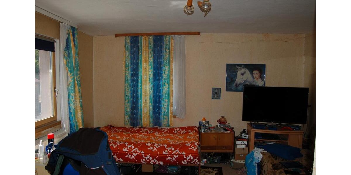 Doppelhaushälfte Mengen - 6 Zimmer, 165 m&sup2;, 220.000&euro; | Angebot:27119952