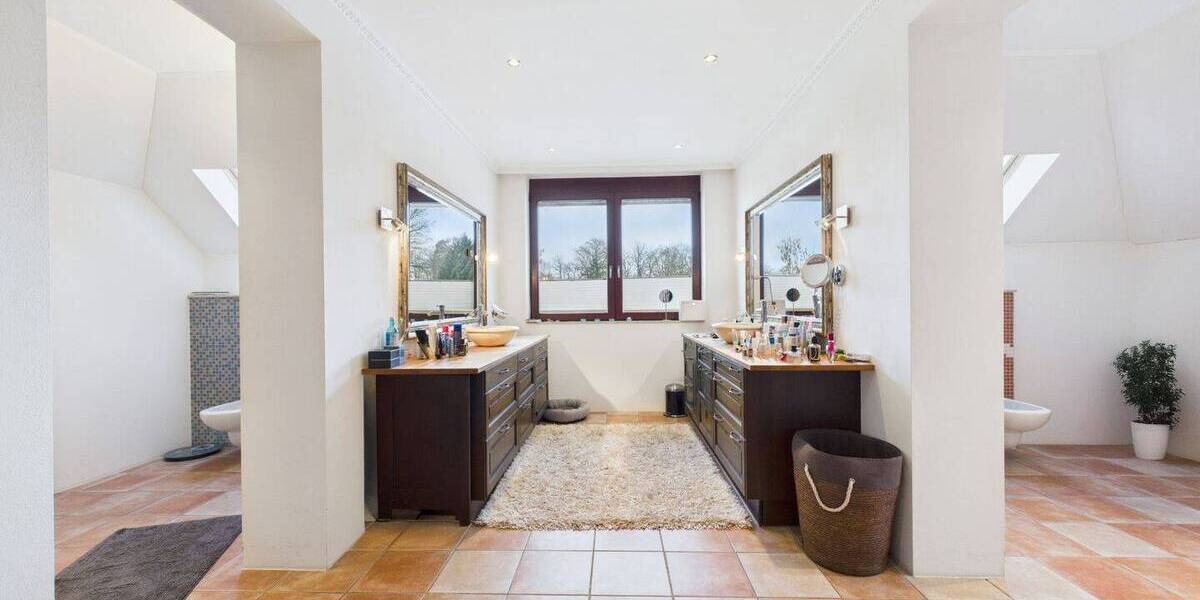 Einfamilienhaus Bad Rothenfelde - 6 Zimmer, 247 m&sup2;, 790.000&euro; | Angebot:26258698