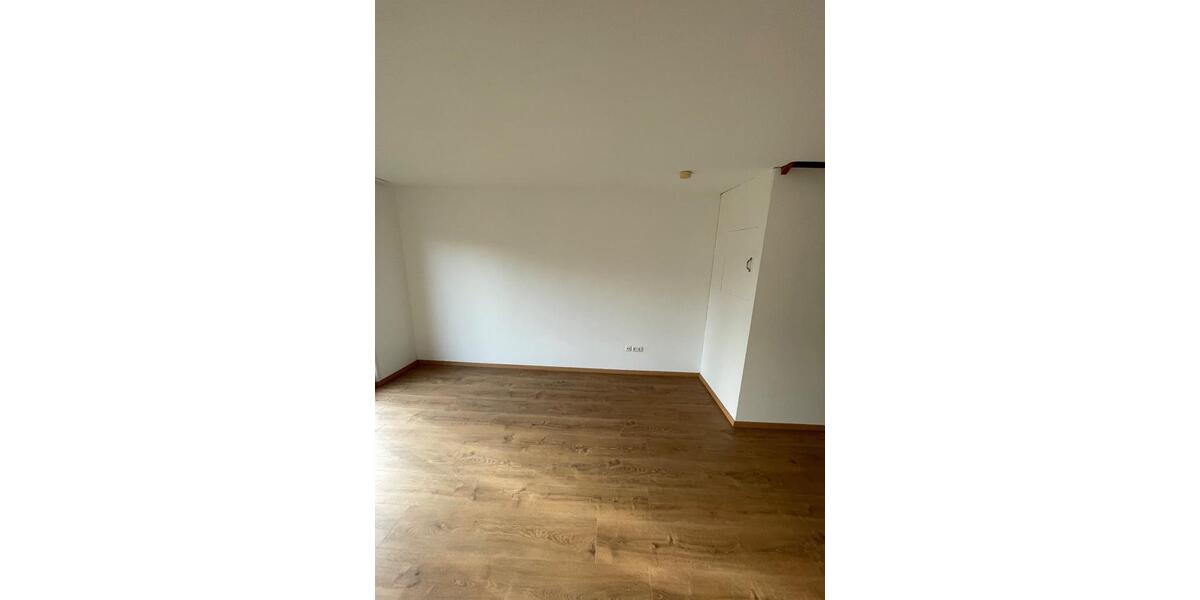 Etagenwohnung Reisbach Englmannsberg - 3 Zimmer, 76 m&sup2;, 620&euro; | Angebot:25637797