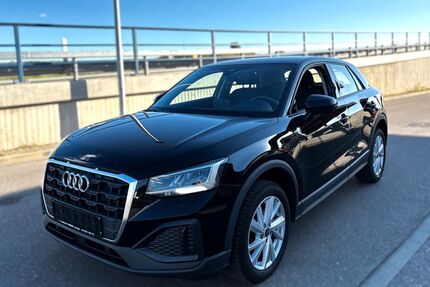 Audi Q2 63.000 km 24.300 &euro; Essingen­­­ 73457