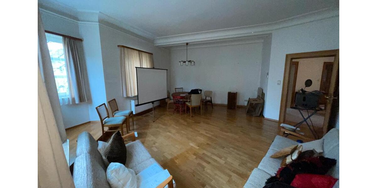 Etagenwohnung Gräfelfing - 5 Zimmer, 157 m&sup2;, 850&euro; | Angebot:26178367