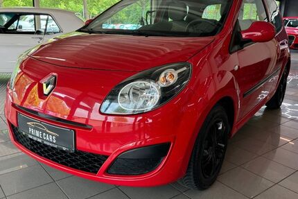 Renault Twingo 127.560 km 2.999 &euro; Löhne 32584