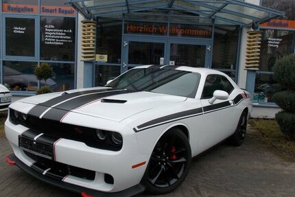 Dodge Challenger 6,4 Scat Pack 93.400 km 37.250 &euro; Rudolstadt 07407
