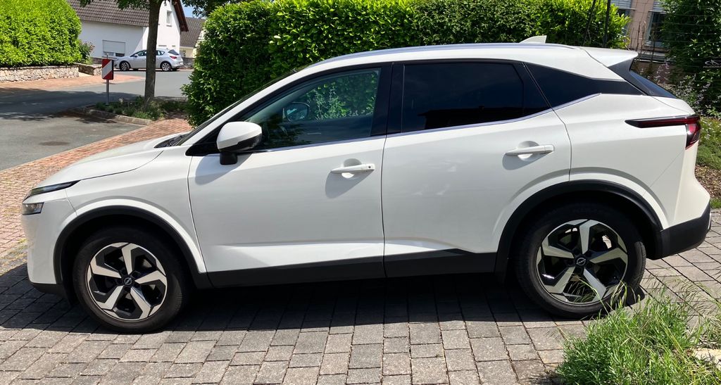Nissan Qashqai 52.000 km 19.890 &euro; Limburg 65552