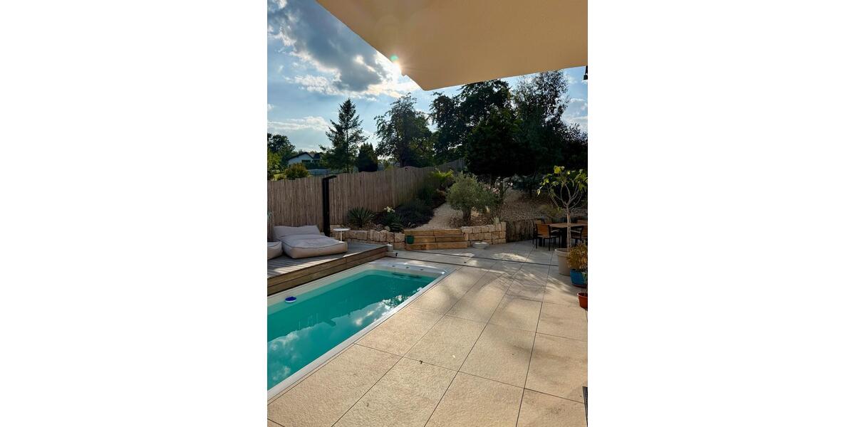 Einfamilienhaus Weilburg - 10 Zimmer, 330 m&sup2;, 899.000&euro; | Angebot:26214122