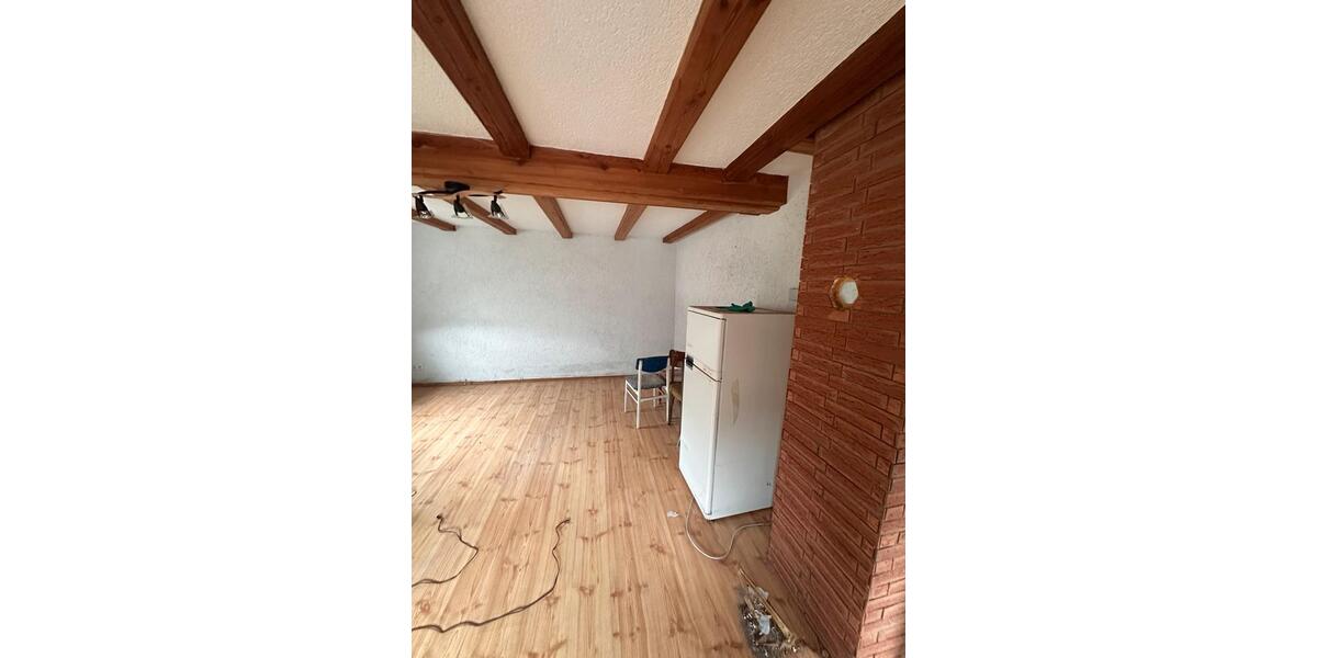 Einfamilienhaus Neustadt bei Coburg - 6 Zimmer, 190 m&sup2;, 32.000&euro; | Angebot:26830247