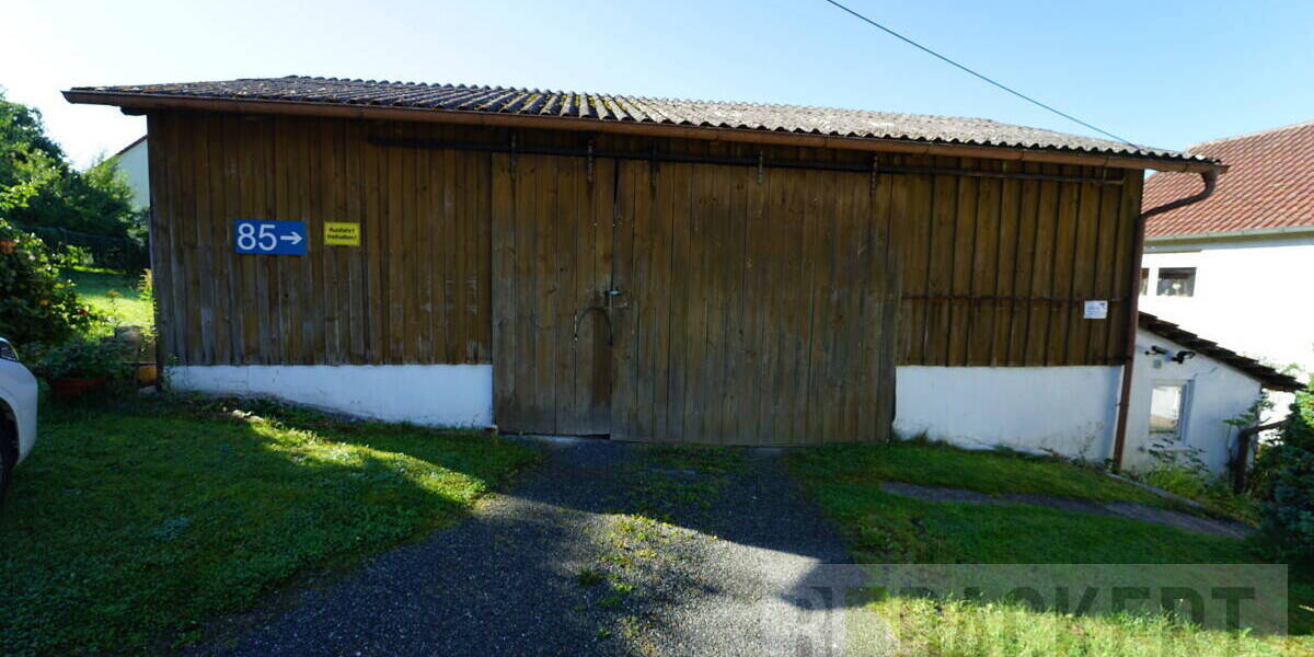 Mehrfamilienhaus, Wohnhaus Mainleus Danndorf - 7 Zimmer, 204 m&sup2;, 320.000&euro; | Angebot:25669761