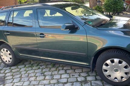 Skoda Octavia 320.000 km 2.500 &euro; Springe 31832