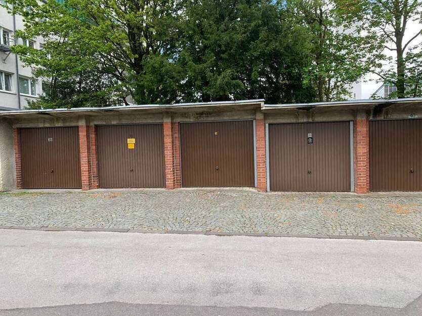 Garage zu vermieten in Aachen 100 €
