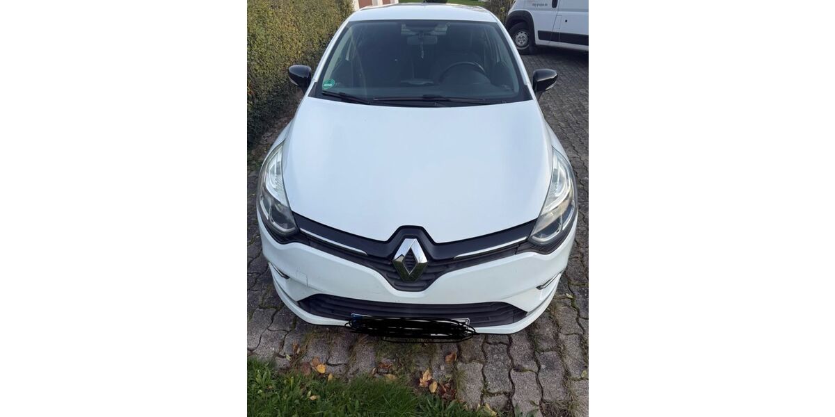 Renault Clio 92.000 km 5.900 &euro; Breitenbach 66916