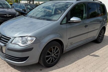 VW Touran 219.400 km 2.500 &euro; Gotha 99867