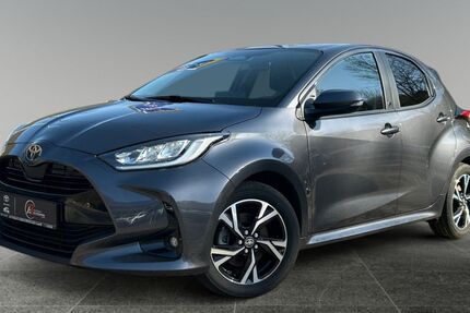 Toyota Yaris 25.202 km 21.490 &euro; Kirschweiler 55743