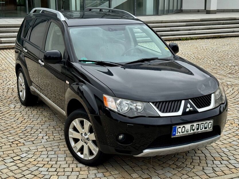 Mitsubishi Outlander 249.000 km 3.390 € München 81827