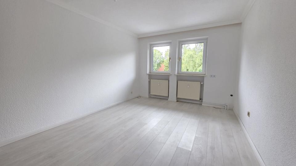 Dachgeschoßwohnung Reinbek - 1 Zimmer, 15 m&sup2;, 550&euro; | Angebot:25806639