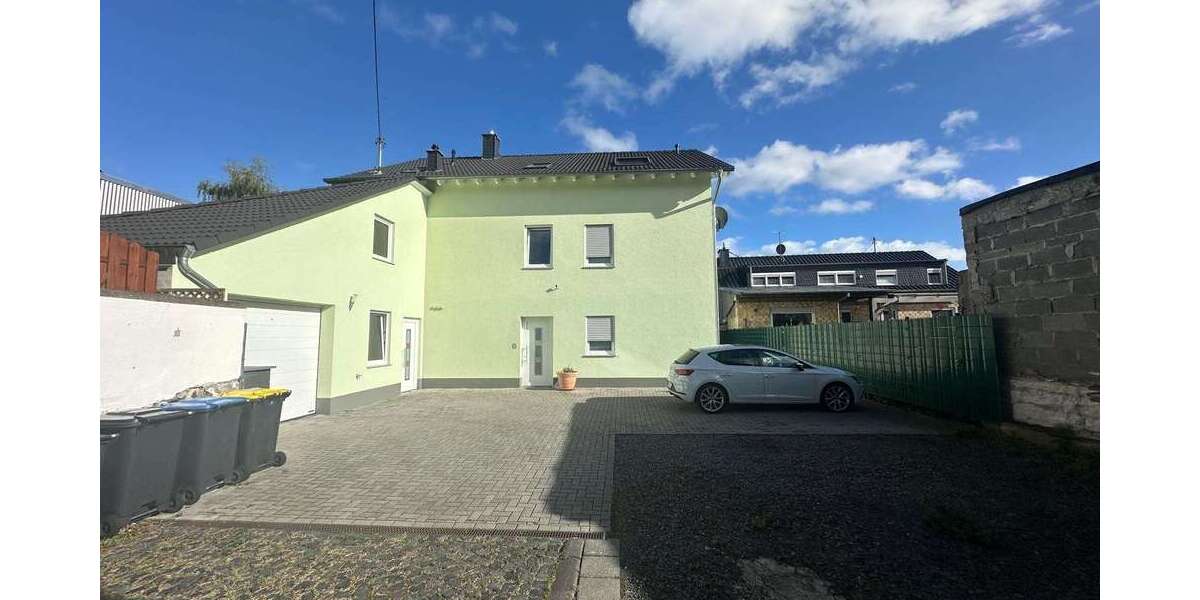 Wohnung zum Kaufen in Bassenheim 249.000 € 91.21 m² 3 zimmer