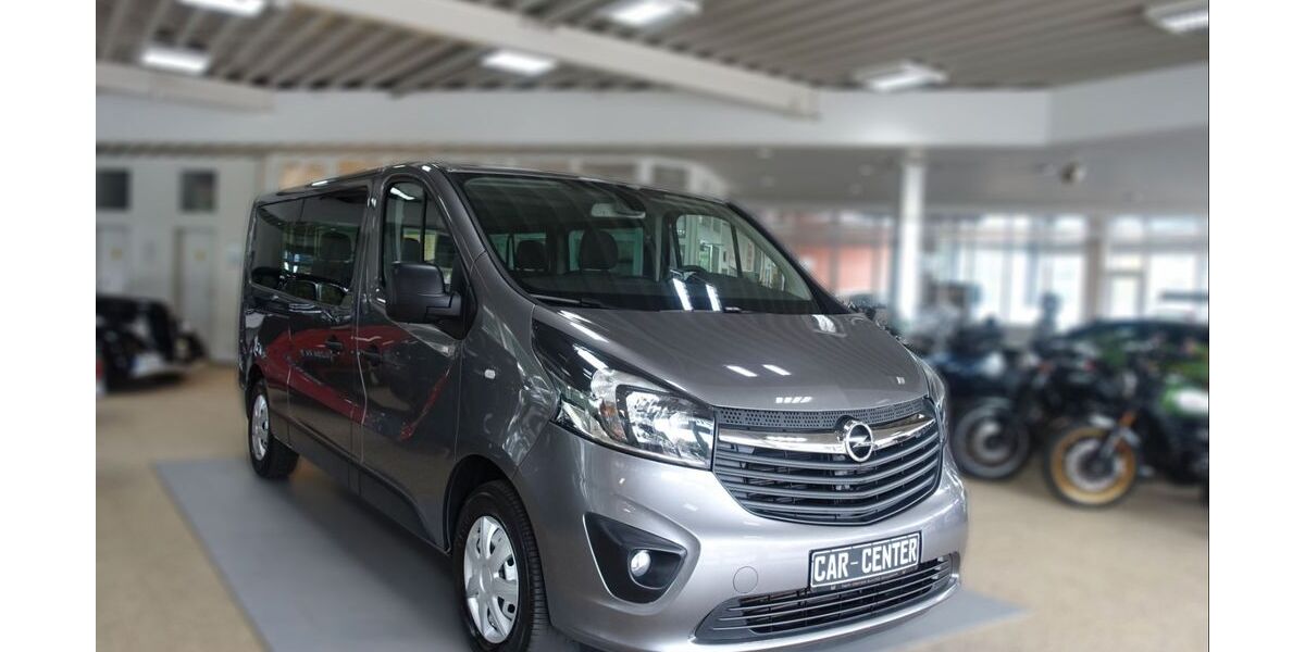 Opel Vivaro 117.675 km 18.450 &euro; Stralsund 18435