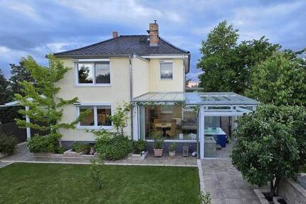 Haus Oberkrämer Bötzow - 7 Zimmer, 249 m&sup2;, 759.000&euro; | Angebot:26809692