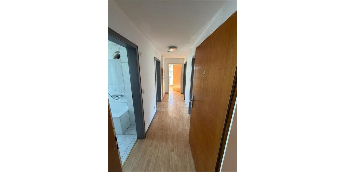 Etagenwohnung Eisenberg (Pfalz) - 3 Zimmer, 60 m&sup2;, 500&euro; | Angebot:25568944