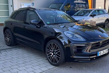 Porsche Macan 28.000 km 87.500 € München 81675