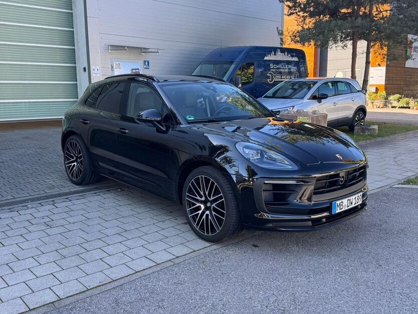 Porsche Macan 28.000 km 87.500 € München 81675