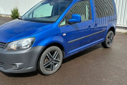 VW Caddy 185.000 km 5.450 &euro; Zella-Mehlis 98544