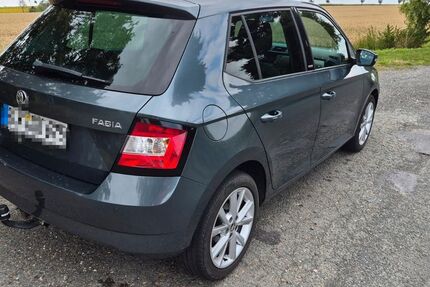 Skoda Fabia 111.543 km 7.900 &euro; Droyßig 06722