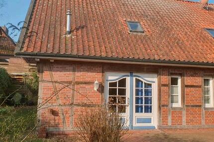 Haus Hude (Oldenburg) - 3 Zimmer, 80 m&sup2;, 890&euro; | Angebot:25563791