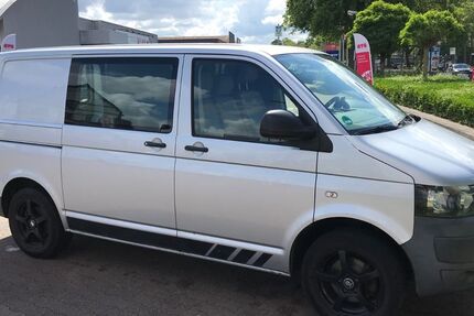 VW T5 Transporter 318.000 km 4.290 &euro; Düsseldorf 40235