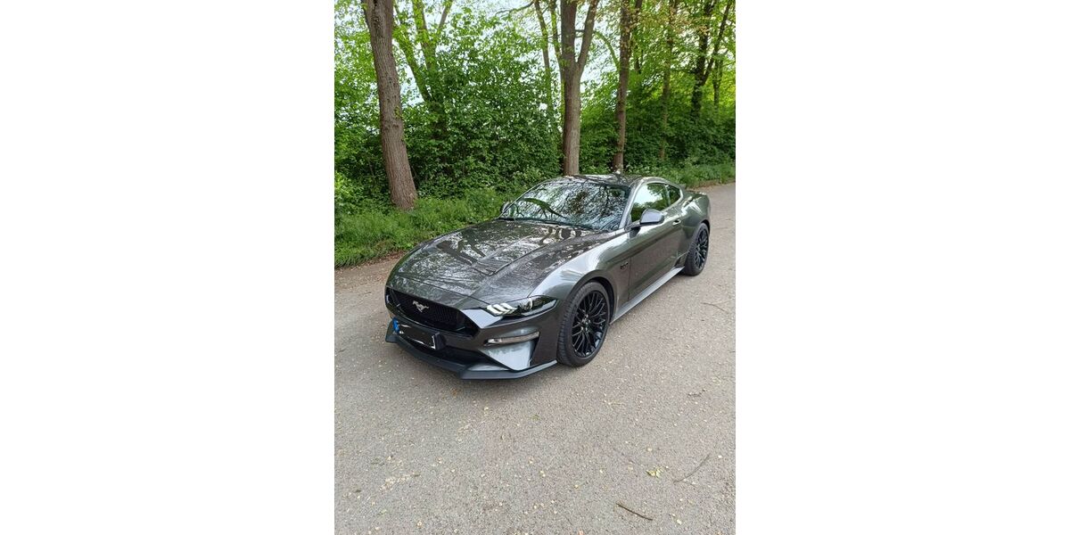 Ford Mustang 33.000 km 40.400 &euro; Neustadt 31535