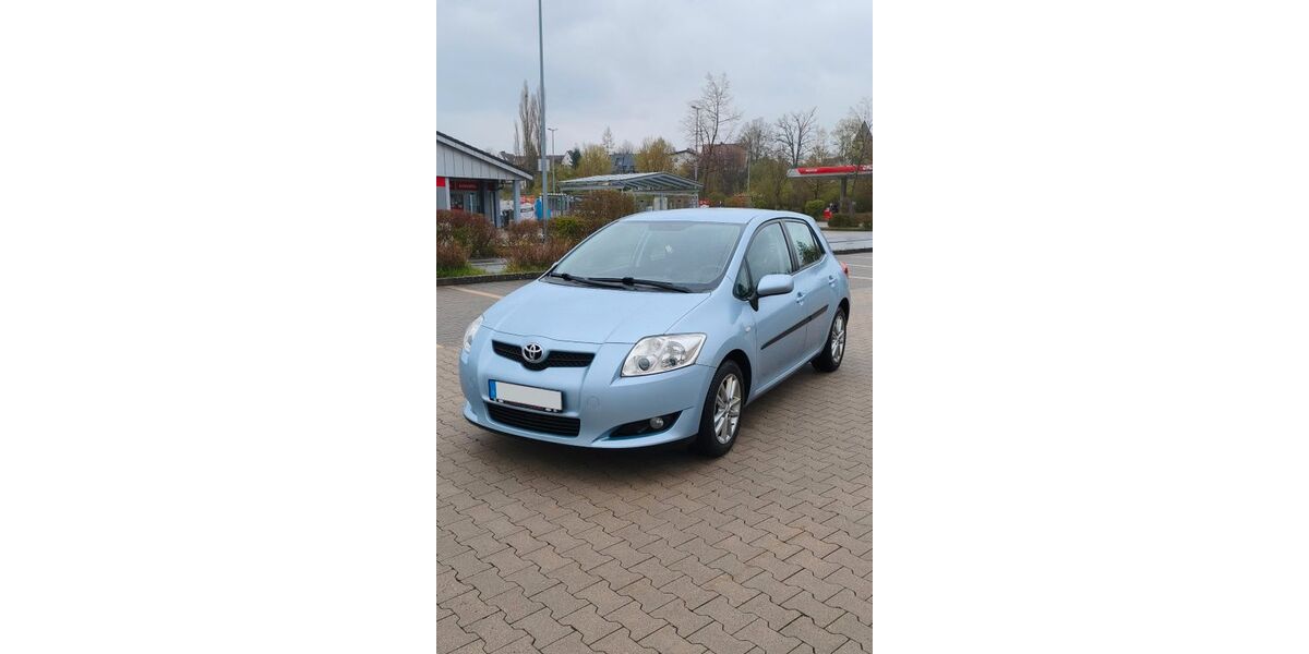 Toyota Auris 84.000 km 6.200 &euro; Eckersdorf 95488