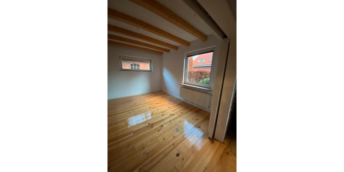 Einfamilienhaus Bremervörde - 7 Zimmer, 180 m&sup2;, 349.000&euro; | Angebot:27295130