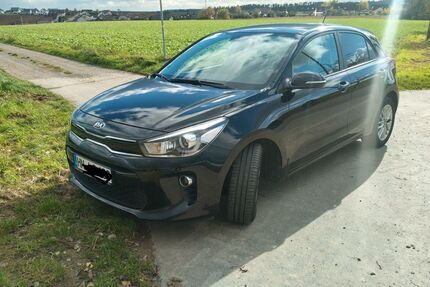 Kia Rio 44.000 km 10.200 € Hüffenhardt 74928