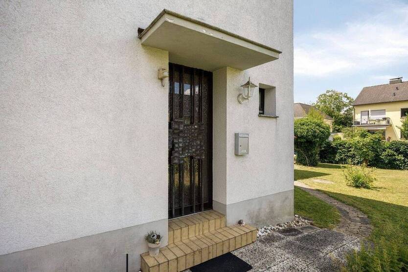 Zweifamilienhaus in Sankt Augustin Hangelar!