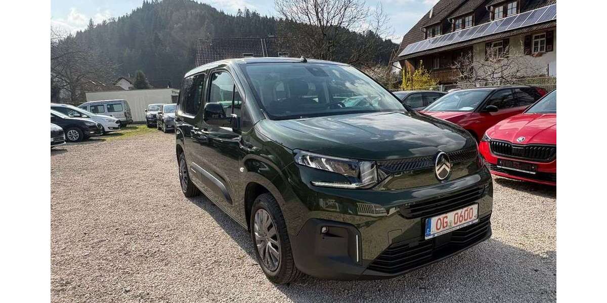 Citroen Berlingo 9.893 km 21.900 &euro; Gutach / Schwarzwaldbahn 77793
