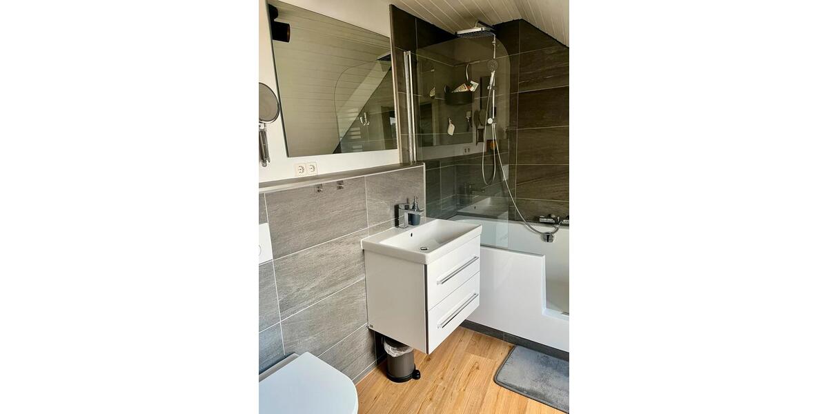 Etagenwohnung Düsseldorf Flingern Süd - 3 Zimmer, 95 m&sup2;, 617.500&euro; | Angebot:24996367