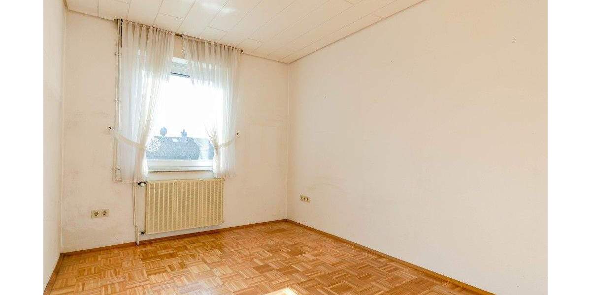 Reihenmittelhaus Leverkusen Steinbüchel - 4 Zimmer, 102 m&sup2;, 390.000&euro; | Angebot:24056766