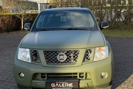 Nissan Pathfinder 178.200 km 14.900 &euro; Lennestadt 57368