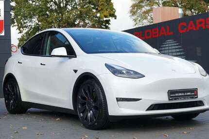 Tesla Model Y 83.016 km 34.885 &euro; Hamburg 22453