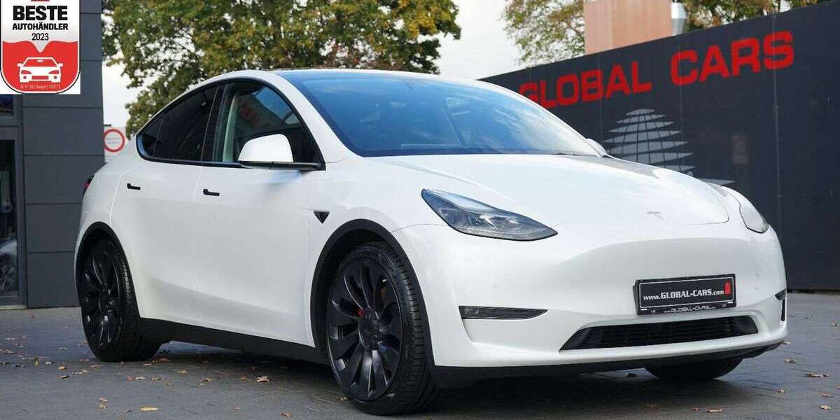 Tesla Model Y 83.016 km 34.885 &euro; Hamburg 22453