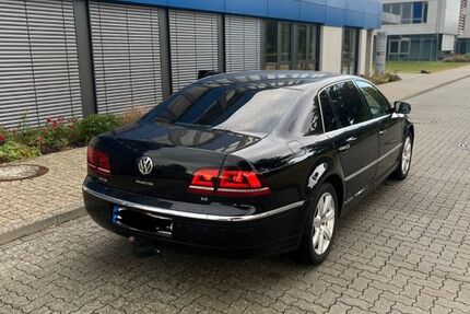 VW Phaeton 287.000 km 6.500 € Stade 21684