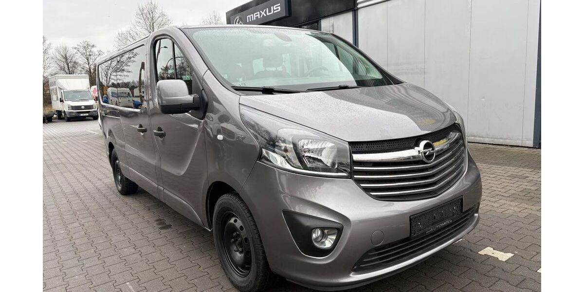 Opel Vivaro 75.000 km 18.889 &euro; Bottrop 46238