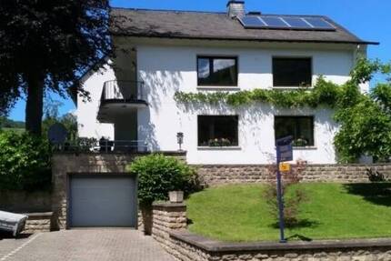 Charmantes Mehrfamilienhaus mit Moselblick und großzügigem Anbau aus 1997 9 zimmer
